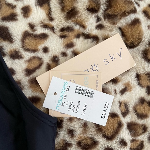 Maurice’s Swim Sports Bra set - Picture 6 of 7